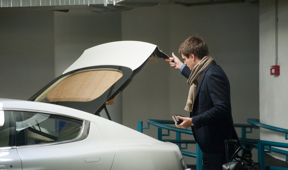 Henry Kallas ja tema Aston Martin