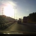 LUGEJA VIDEO: Täiesti süüdimatu taksojuht Järvevana teel