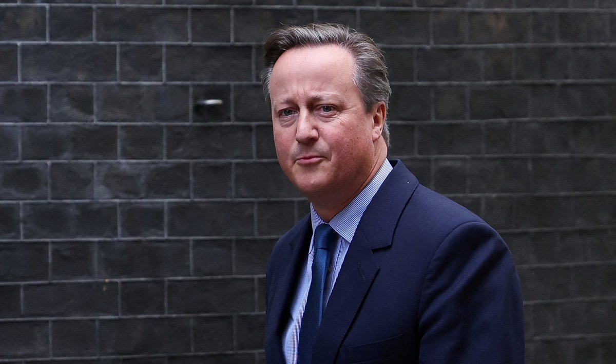 David Cameron täna peaministri residentsist lahkumas