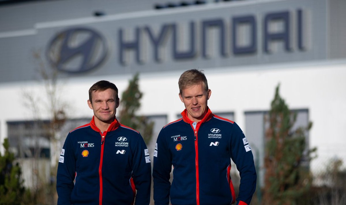Martin Järveoja ja Ott Tänak Hyundai värvides.