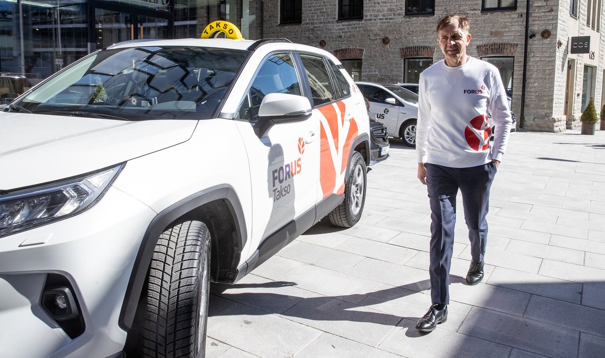 Urmas Sõõrumaa lubab oma taksofirma edu jagada ka klientidega.