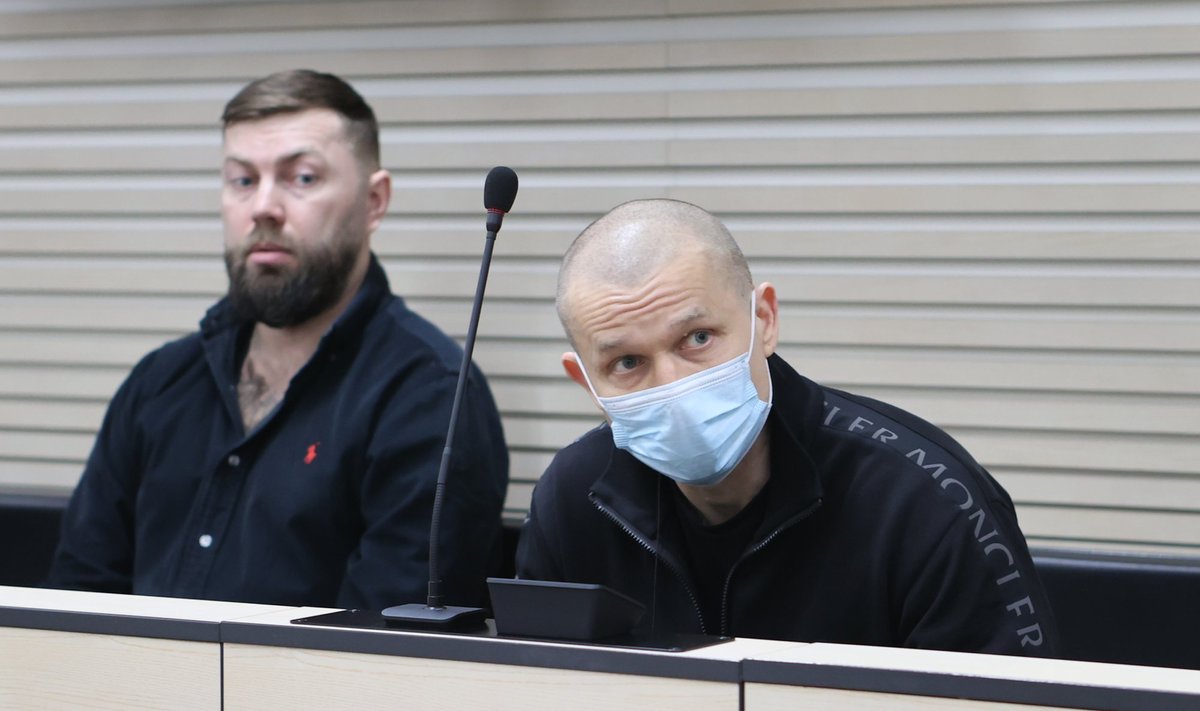 Valeri Ramjalg (Jokker, paremal) ja Andre Ojakäär alias Habe sõlmivad prokuratuuriga kokkuleppe.