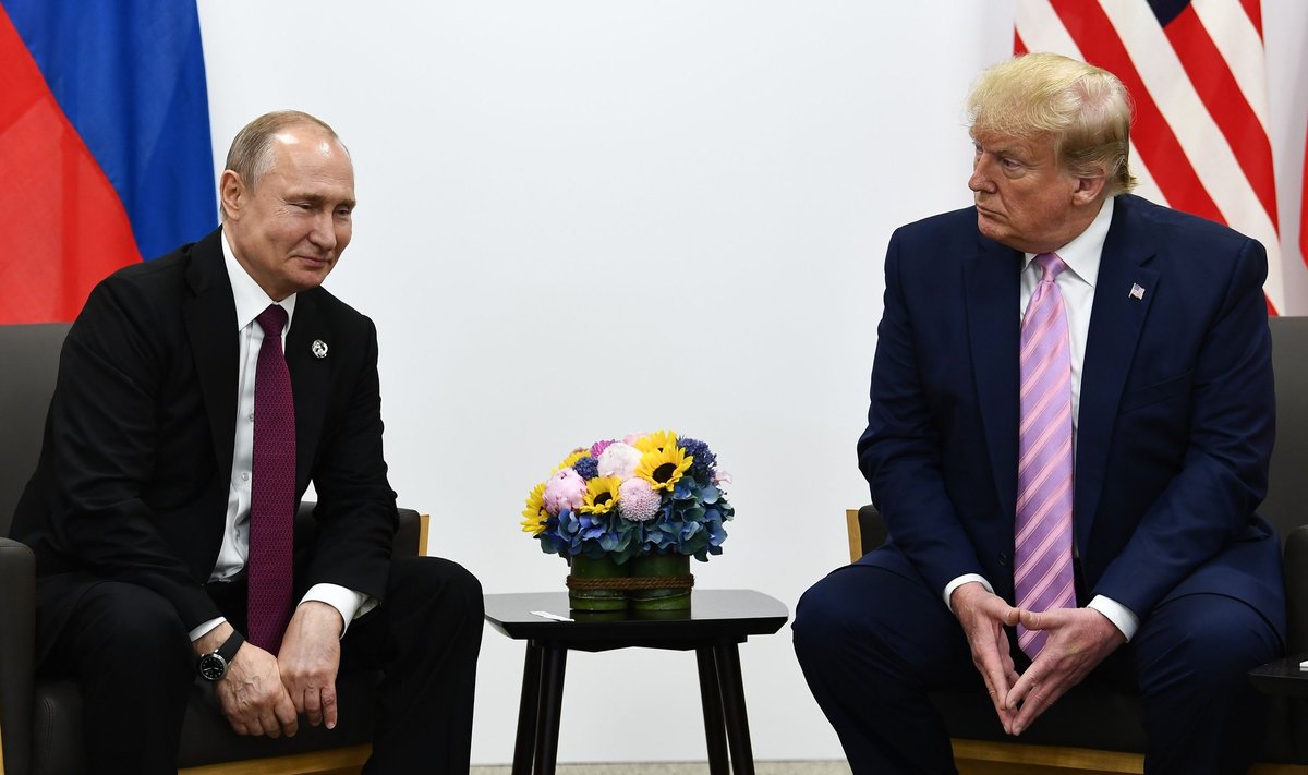 Путин и Трамп в 2019 году