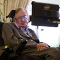 Kuulus oksjonimaja müüb maha hulga Stephen Hawkingu asju, muuhulgas tuleb müüki mehe ratastool