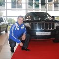 Olümpiasangar Heiki Nabi sai Silberautolt uhiuue Jeep Grand Cherokee