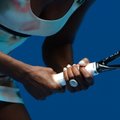 FOTOD: Venus Williams kannab Austraalias vesivärvidest inspireeritud võistluskleiti
