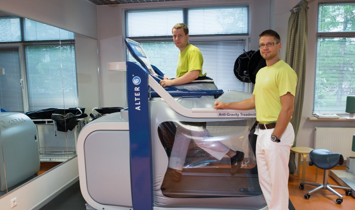 Mati Arend ja Tauno Koovit uuel AlterG Anti-Gravity Treadmillil