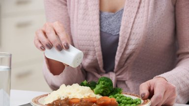 KASULIKUD NÕKSUD | Kuidas vähendada tervise nimel toidu soolasust?