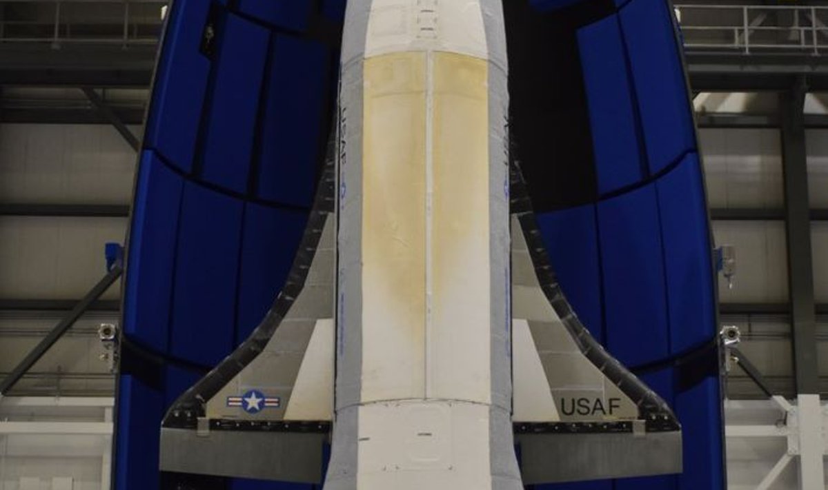 USA X-37B. Oletatavasti arendavad hiinlased sellega sarnast kosmoselaeva