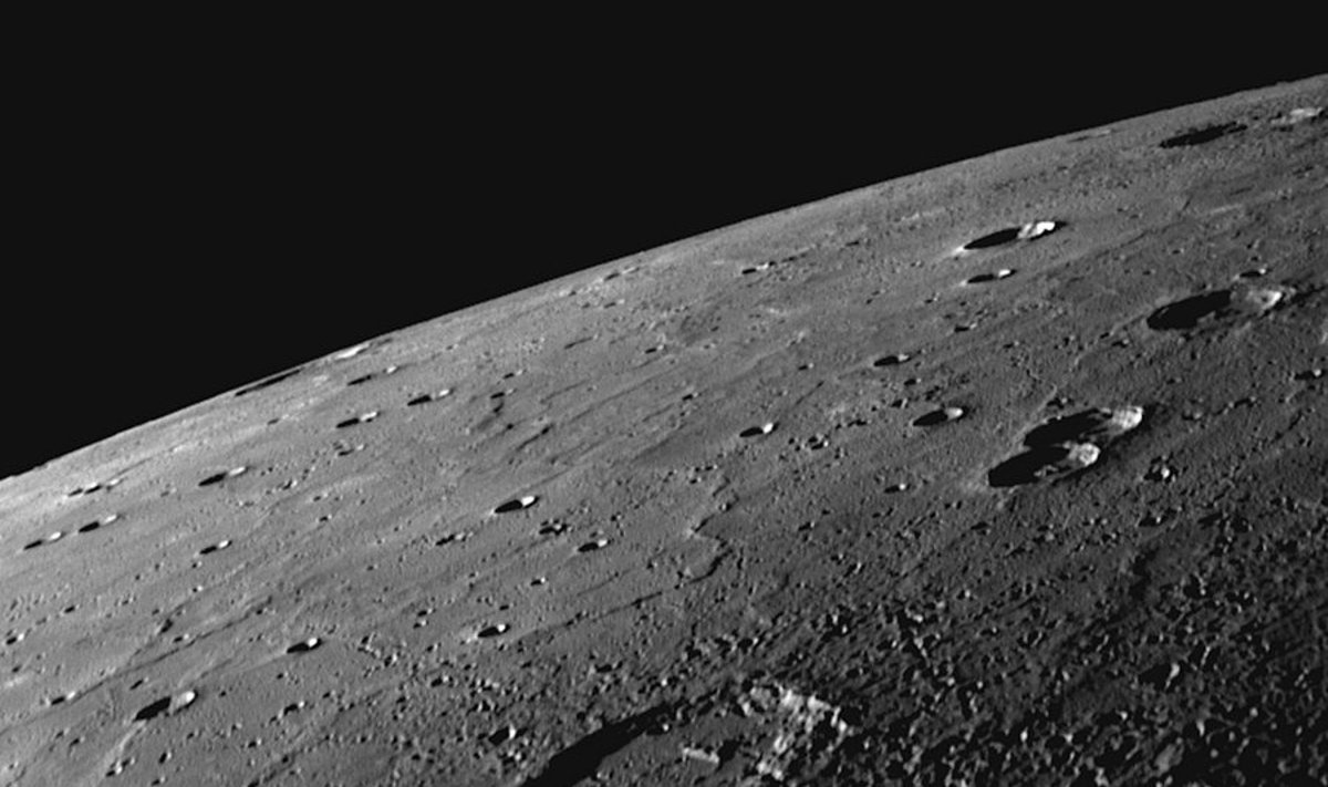 Merkuuri pind Messengeriltr pildistatuna. Foto: NASA; AFP