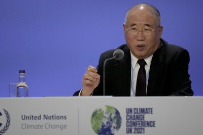 Hiina kliima erisaadik Xie Zhenhua tegemas avaldust ühisdeklaratsiooni kohta COP26-l.