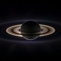 Saturni rõngastelt sajab planeedile vihma