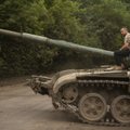 DELFI UKRAINAS | Käisime vaatamas, kuidas rindel tanke parandatakse. Siis käis pauk