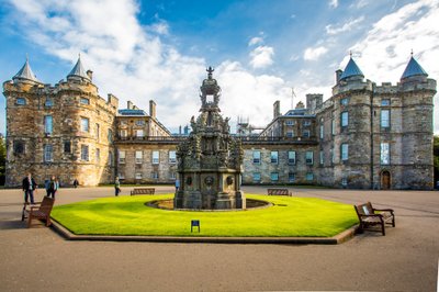 Edinburgh,,Scotland,-,September,15,,2017:,Palace,Of,Holyroodhouse,Is