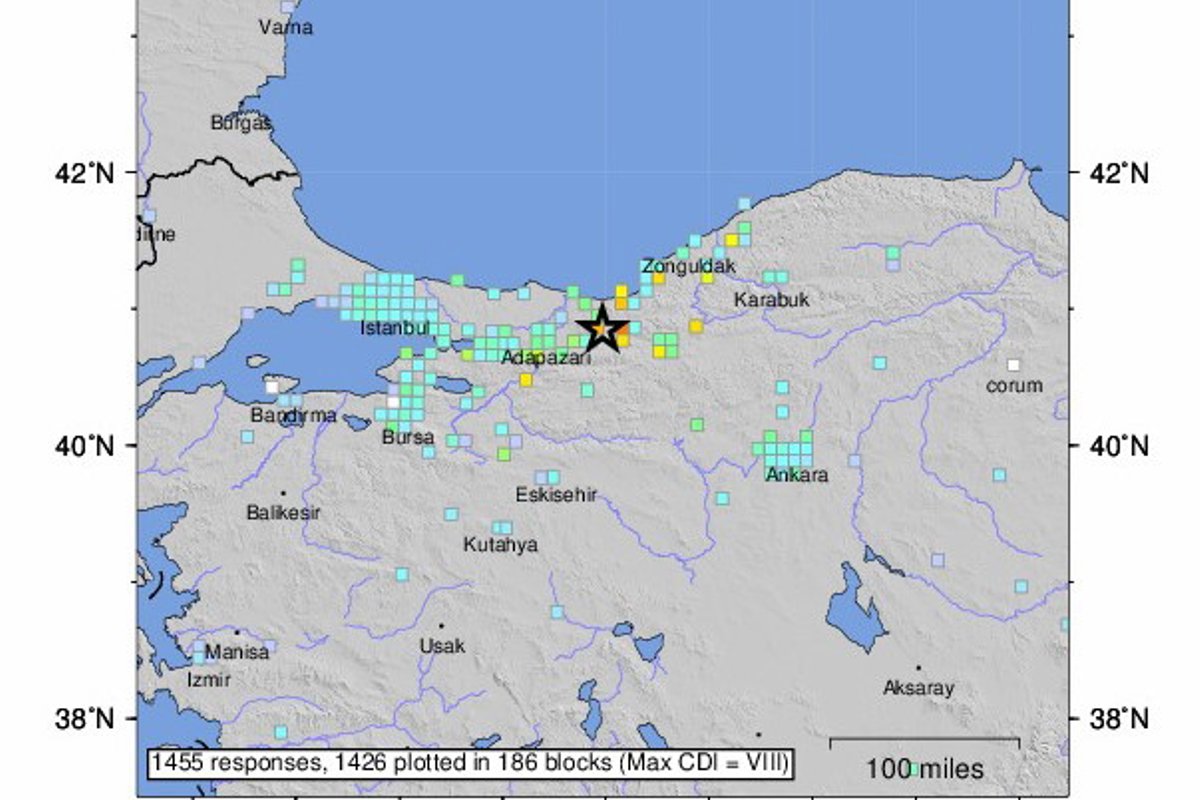 Türgi lääneosas Düzce linna lähedal toimus tugev maavärin