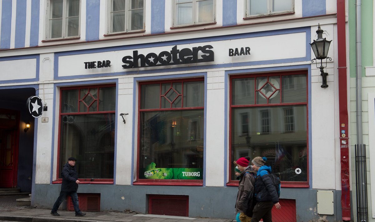 Shooters Suur-Karja tänaval