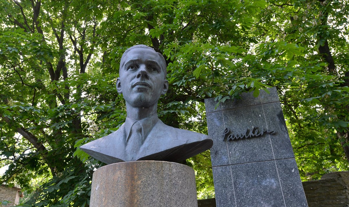 Paul Kerese monument Tallinnas