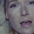 VAATA: Lenna Kuurmaa elektrooniliselt tuksuva singli "Õnnega koos" muusikavideo tõmbab Su nädala käima!