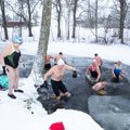 Жаркая баня и зимнее купание в проруби: путь к здоровью или недугам?