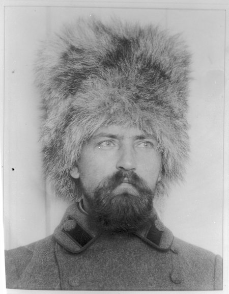 KARUNE KOMMUNIST: Karvamütsis Jaan Anvelt umbes 1918. aastal