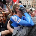 Kukkumise ohver: Giro d´Italia võitja oli sunnitud Touri katkestama