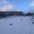 FOTOD: Talv tõi Tallinna lauluväljakule palju inimesi hullama, avatud siiski vaid pool kelgunõlvast