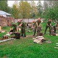 Sõjakooli kadetid aitasid Tartu koduta loomade varjupaika