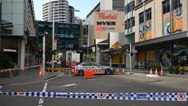 Шесть человек погибли при нападении в торговом центре Сиднея. Нападавший убит; он, вероятно, страдал от психического расстройства