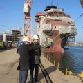 ÄRILEHT GDANSKIS: Euroopa suurimas laevatehases tehti algust esimese parvlaeva metallitöödega