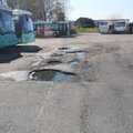 Бородич просит власти Таллинна отремонтировать стоянку автобусов на улице Кярбери