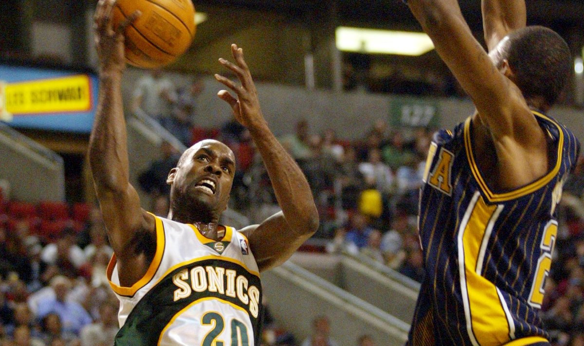 VISA HING: Gary Payton (vasakul) oma hiilgeaegadel Seattle Supersonicsi ridades.