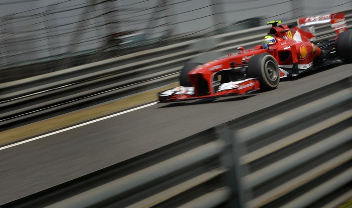 Felipe Massa oli kolmanda vabatreeningu kiireim.