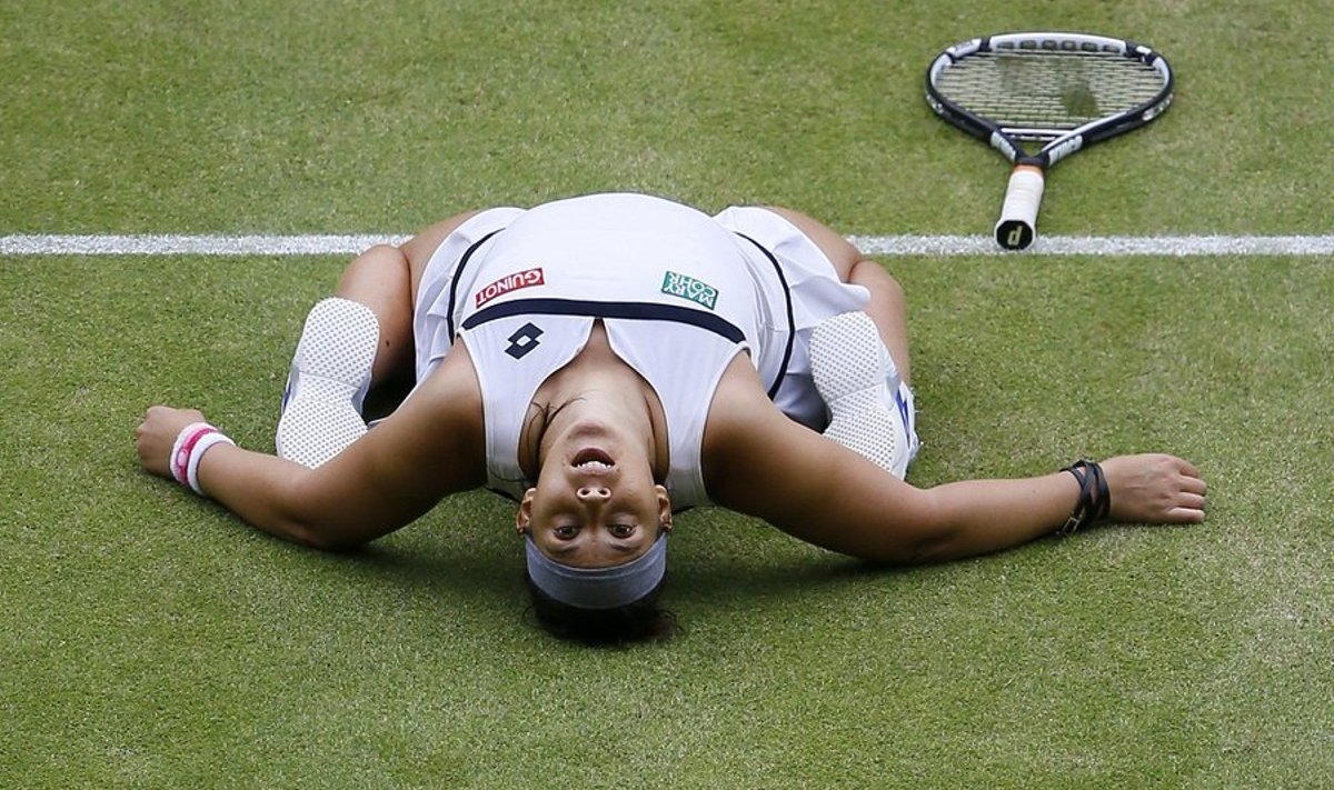 Marion Bartoli pärast Flipkensi alistamist. Wimbledoni finaalis mängis ta ka 2007. aastal, kaotades seal Venus Williamsile.