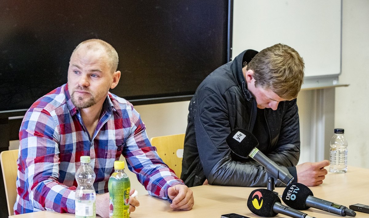 Pressikonverents Seefeldis 1. märtsil. Treener Anti Saarepuu ja dopingusportlane Karel Tammjärv.
