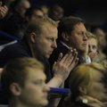 FOTOD: Juhendamiskeeluga Aivar Kuusmaa vaatas poolfinaalmängu tribüünilt