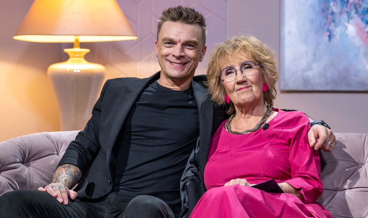 ROKKAR Tanel Padar on Reet Linna juhitava Prillitoosi pidev vaataja.