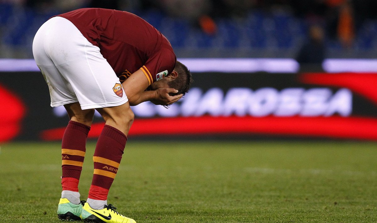 AS Roma's Strootman reacts during their Italian Serie A soccer match against Cagliari at the Olympic stadium in Rome