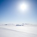 Идаская префектура со вторника разрешила выход на лед Чудского озера