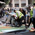 В Тель-Авиве преступник направил автомобиль на прохожих, а затем напал на них с ножом