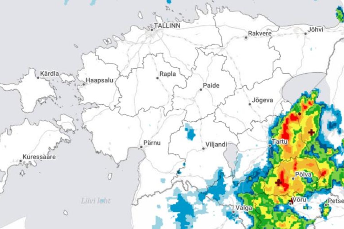 Tartu- ja Põlvamaale lähenevad äikeseliinid koos tugeva vihma ja tuulega