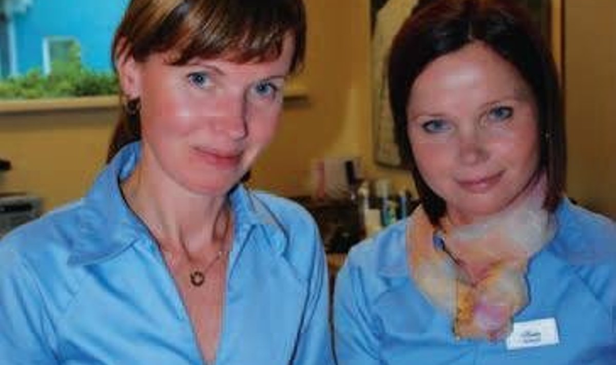 Tabasalu ning kaugemat rahvast teenindavad küünetehnik Kristi Käsk (vasakul) ja kosmeetik Kadri Koppel.