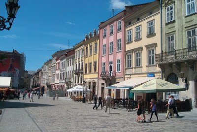 Esmakordselt Lvivi sattunud eestlast tabab üllatus, linna vanema osa ilme on euroopalikum kui Tallinnal.