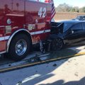 Teslaga seisvale tuletõrjeautole otsa põrutanud roolijoodik süüdistas avariis autopilooti