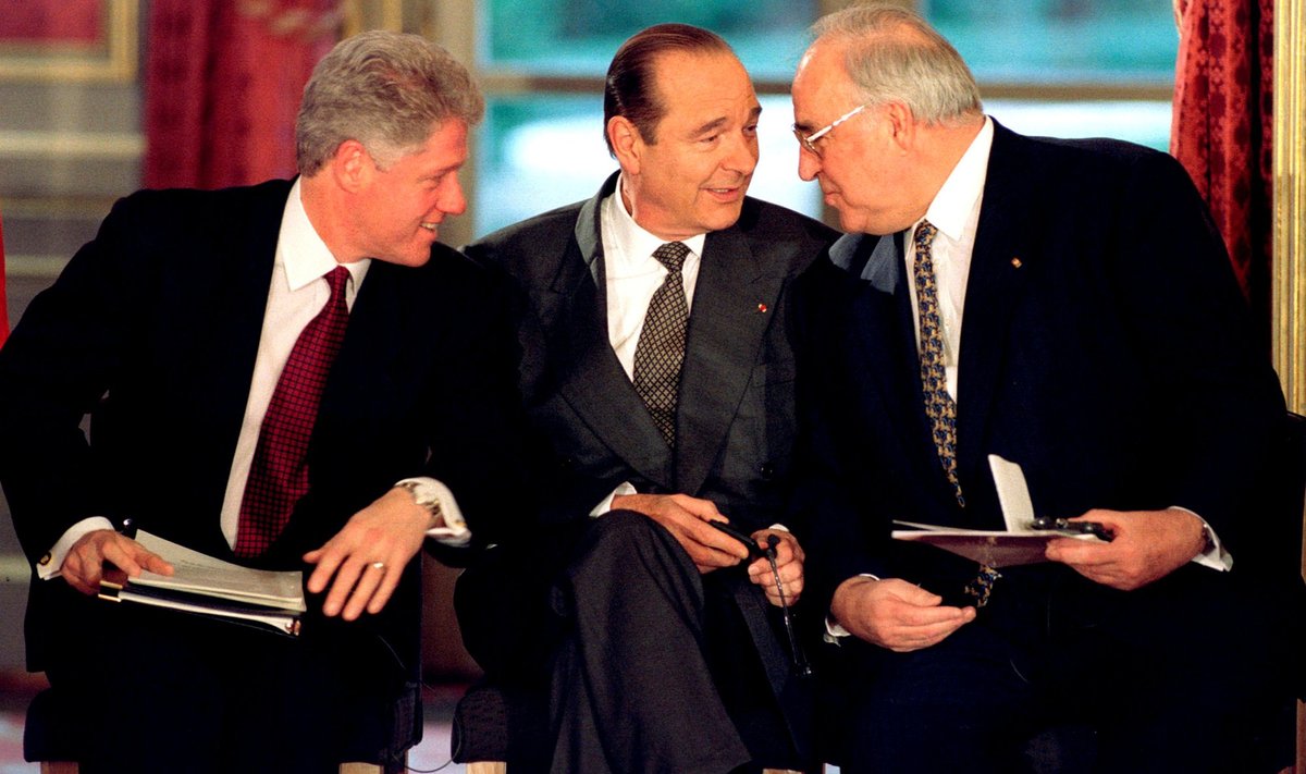 Pildil Bill Clinton Jacques Chirac ja Helmut Kohl. Igaühel neist oli oma roll NATO laienemisplaanide kujunemises. Kes aga olid peamised otsustajad?