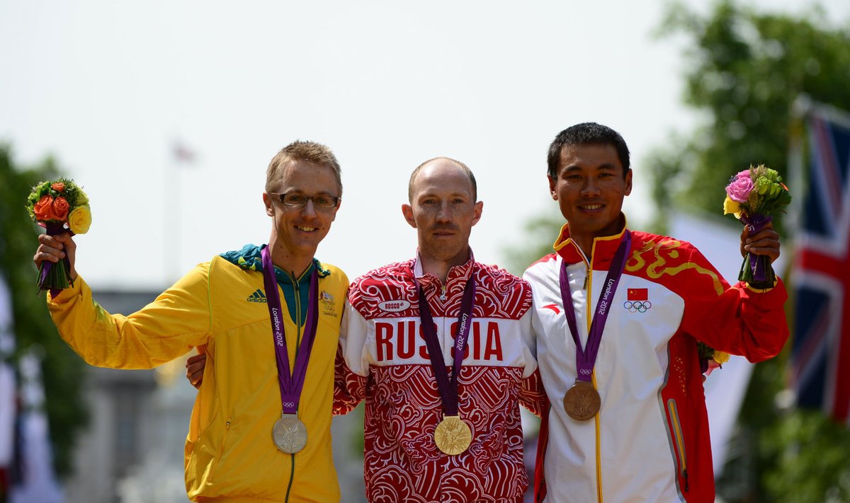 Londoni olümpia 50 km käimise medalikolmik: venelane Sergei Kidrjapkin, austraallane Jared Tallent ja hiinlane Si Tianfeng.