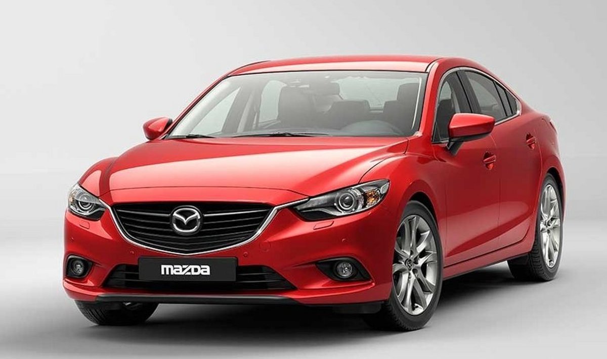 Uus Mazda 6 on päris kena tõesti, kuid siinsest heas mõttes rahvaauto mainest vabanemiseks pelgalt disainist ei piisa.