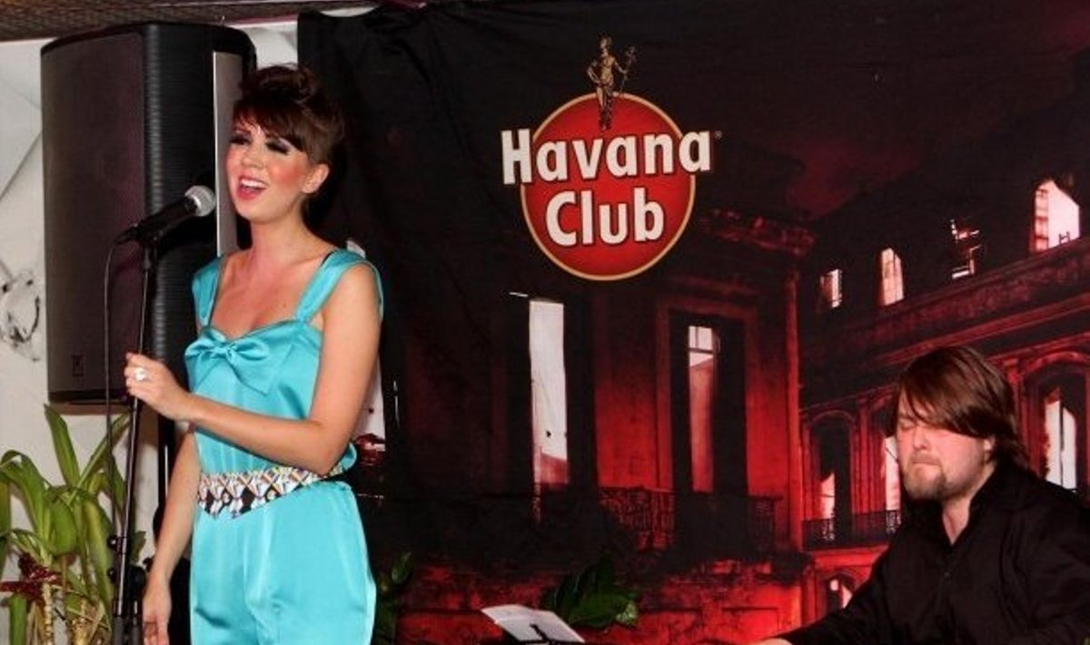 Havana Club esitles koos Daiquiri`ga Laura Põldvere unplugged.Kenad roosid naistele edastas www.Minulilled.ee