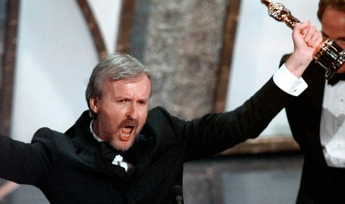 James Cameron 1998. aastal Oscarit võitmas
