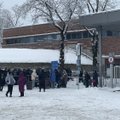 Хотят провезти евро, которые прячут в носки и белье, и люксовые товары – что еще происходит на Нарвском погранпункте?