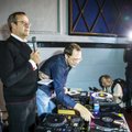 President Ilves astub DJ-na üles Helsingis